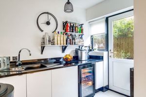 Photo 32- click for photo gallery